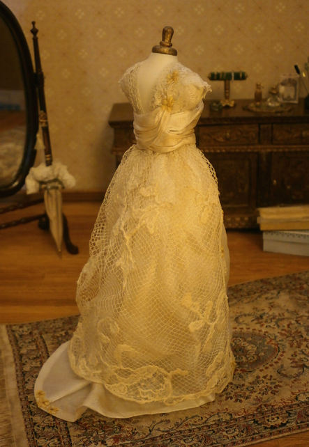 Edwardian miniature dress back